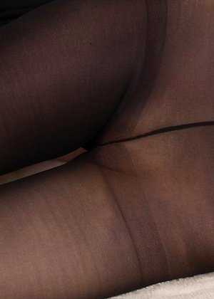 ayaka mikami, black pantyhose, skinny, smalltits, 